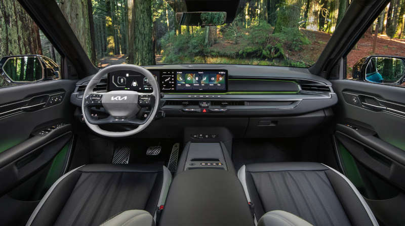 The high-tech, spacious cockpit of the 2026 Kia EV9