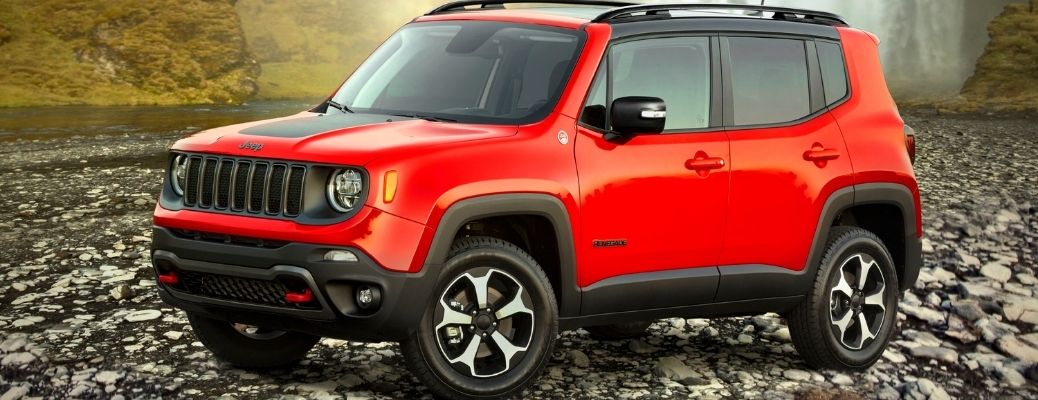 Front-quarter view of the 2022 Jeep Renegade