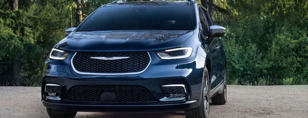 Front view of the 2023 Chrysler Pacifica Hybrid