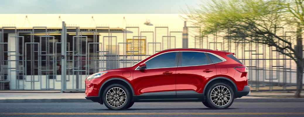 2020 Ford Escape red sideview