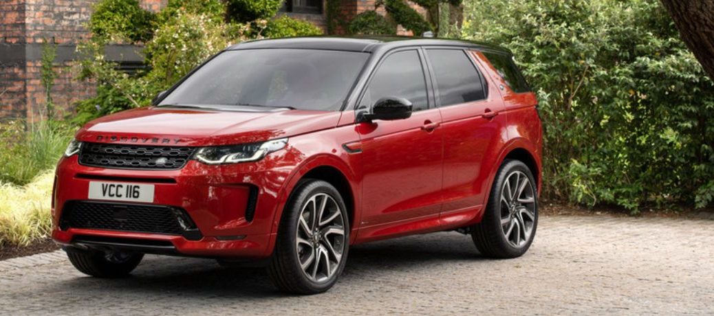 Front three-quarter view of the 2020 Land Rover Discovery Sport parked