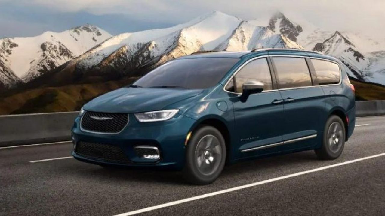 Chrysler Unveils 2024 Pacifica Minivan