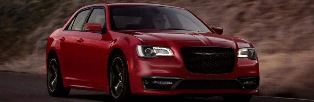What are the exterior color options of the 2022 Chrysler 300?