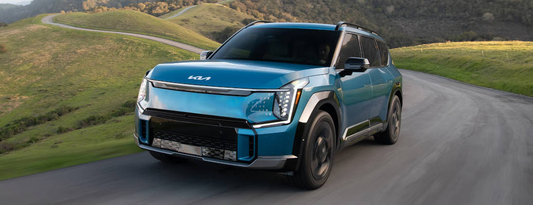 A front external view of the 2026 Kia EV9