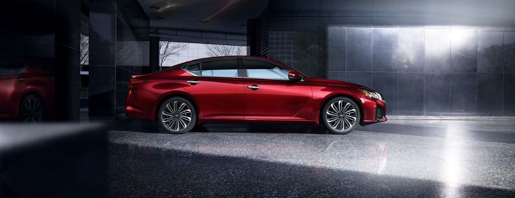 Side view of the 2023 Nissan Altima Red