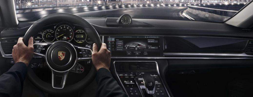 dashboard view of the Panamera E-Hybrid