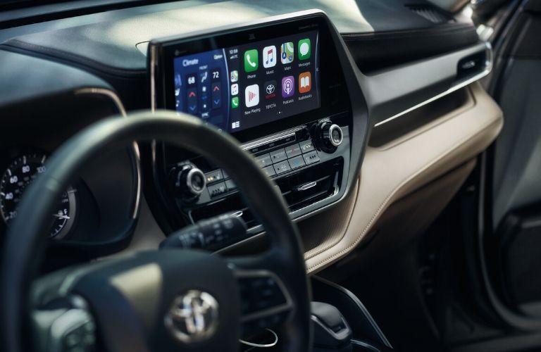 Apple CarPlay display in 2020 Toyota Highlander