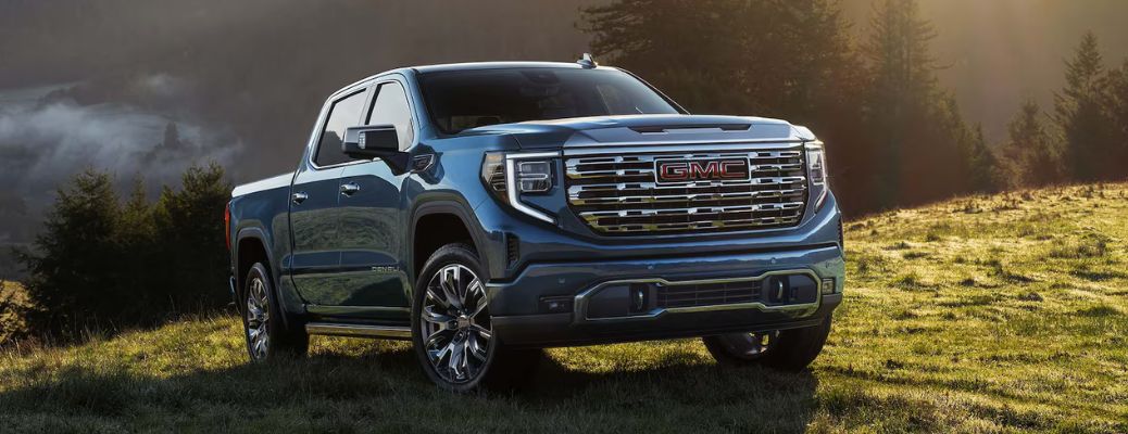 2025 GMC Sierra 1500 side and front view