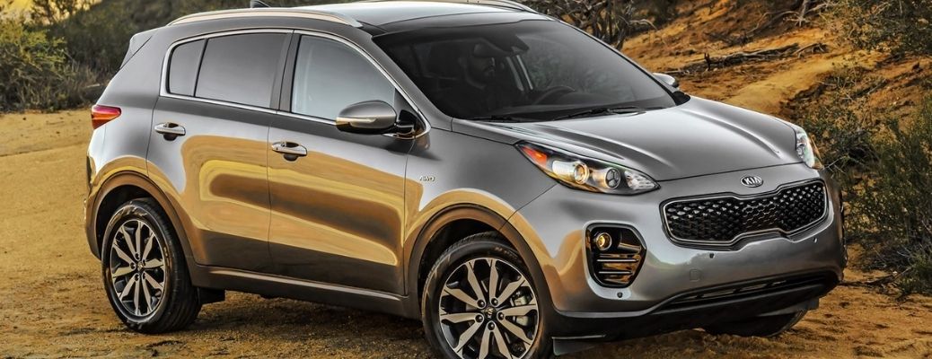 2019 Kia Sportage side and front view